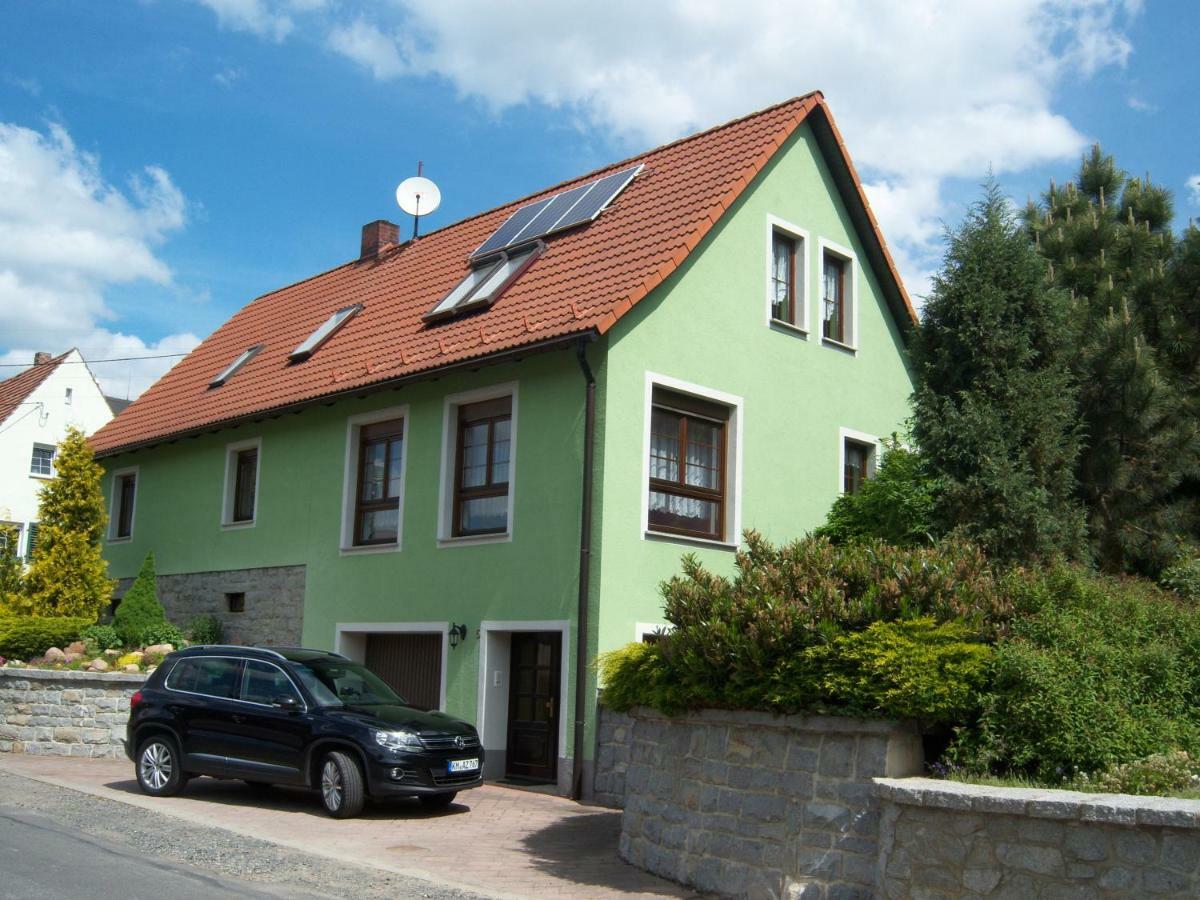 Ferienwohnung "An Der St. Ludmila" Crostwitz Exterior foto
