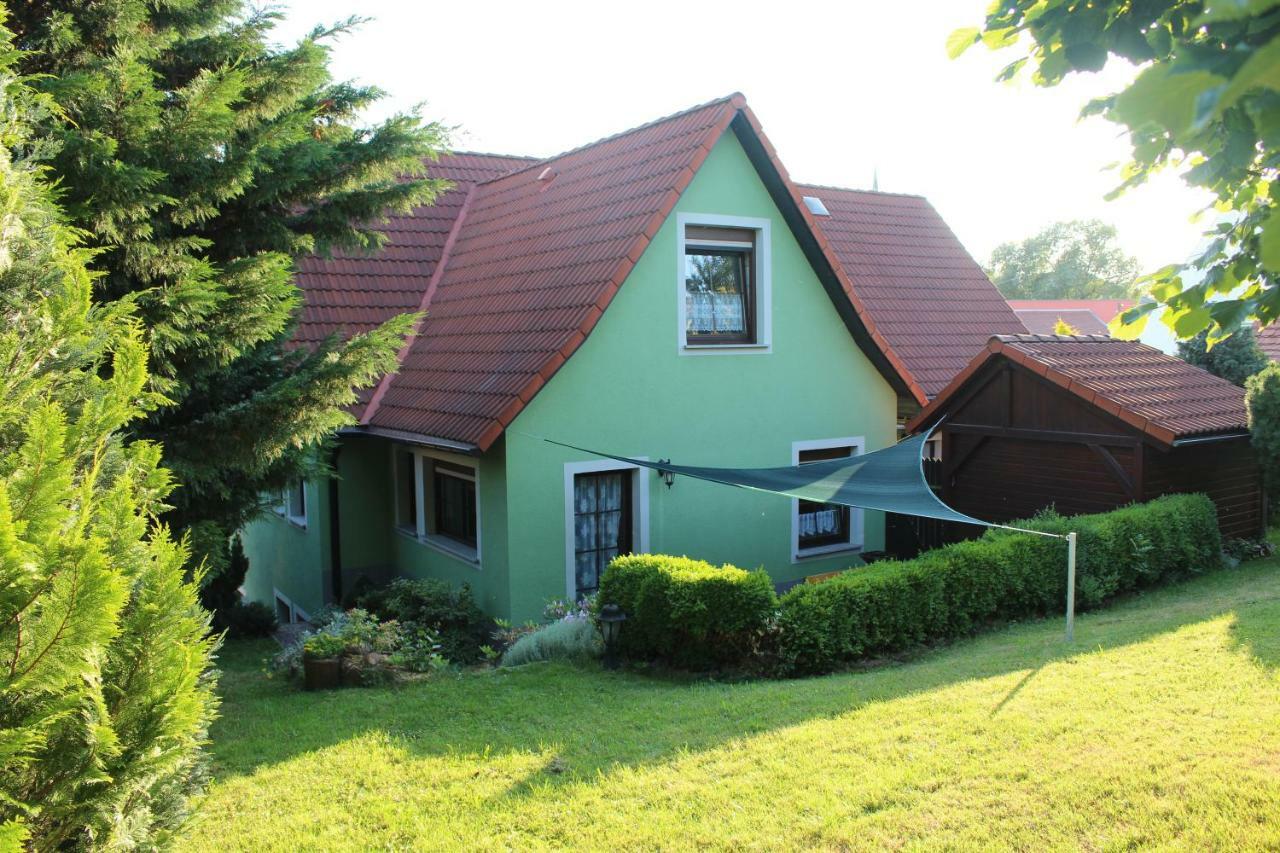 Ferienwohnung "An Der St. Ludmila" Crostwitz Exterior foto